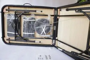 מיטת טיפולים מאלומיניום צבע שחור - דגש על התוספות