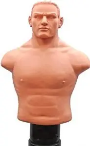 בובת אגרוף תקריב על הגוף