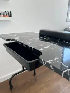 שולחן מניקור שחור לבן עיצוב איטלקי