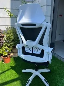 כיסא משרדי דגש על גב ABS גמיש ותומך