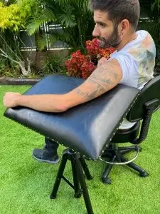 משענת יד פרימיום למקעקעים - שטח עבודה גדול