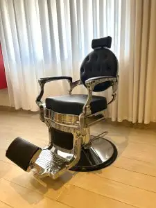 כיסא ברבר פרימיום שחור