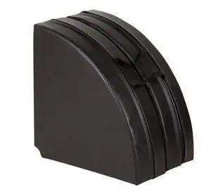 מזרן שחור מקופל