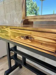 עמדת מספרה / עמדת ספרים - דגש על המגירה