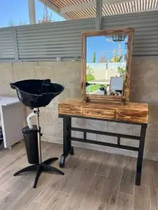 חדר ספרים כולל הכל צבע שחור