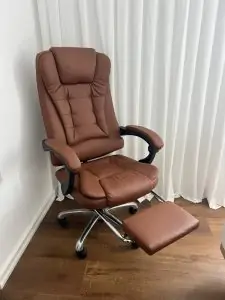 כסא מנהלים קאמל רגלית פתוחה