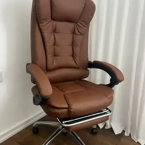 כסא מנהלים תמונה מלפנים