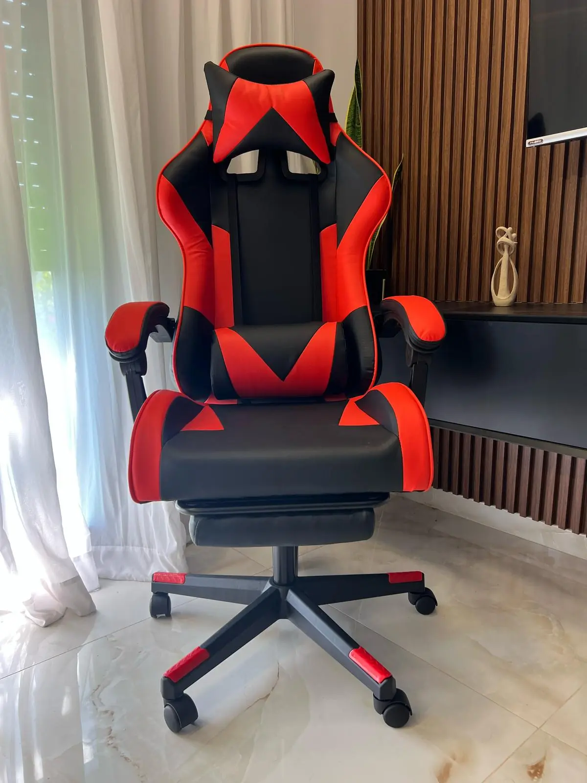 כיסא גיימינג שחור אדום
